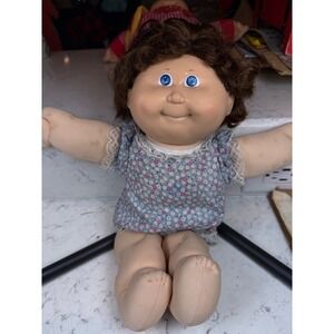 Vintage 1982 Cabbage Patch Kids Doll Coleco Blue Eyes Brown Hair Floral Romper